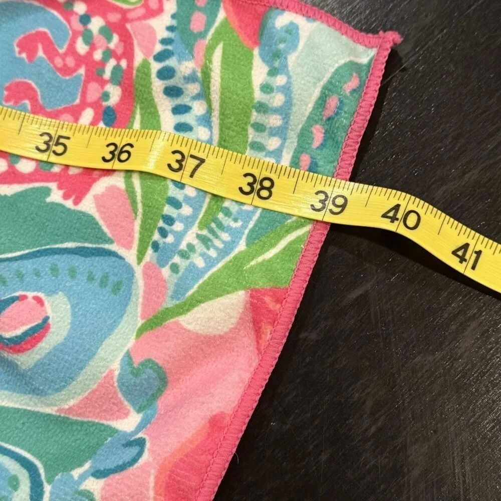 Lilly Pulitzer Oversized Pink Blue Tropical Print Beach Lounge Towel Blanket